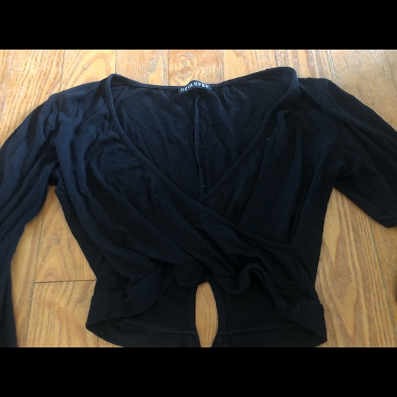 flare sleeve crop - Picture 3 of 4